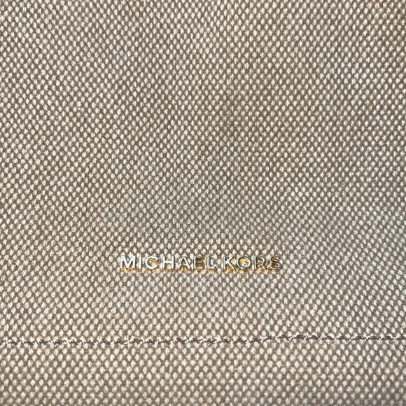 Michael Kors Tan Tote Bag - Picture 2 of 7